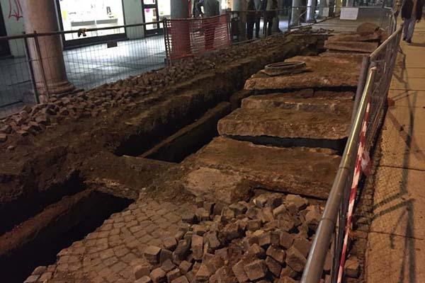 Via Rosselli: lavori alla fognatura