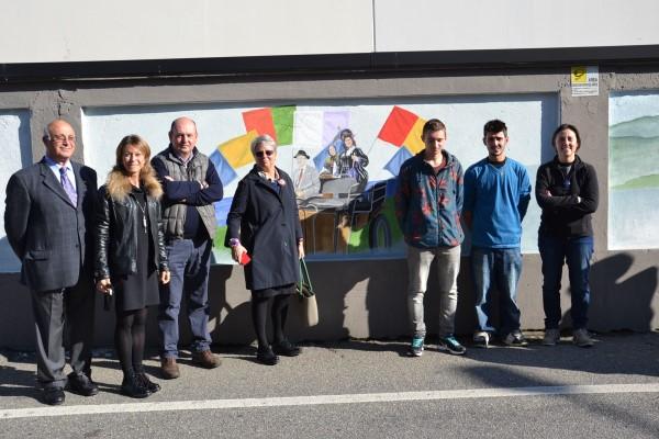 A Borgomanero il muro che non divide ma racconta la storia
