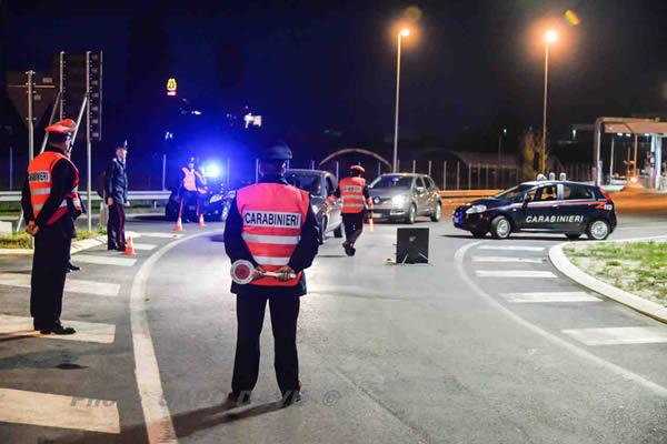 Carabinieri: 4 arresti e 114 persone identificate