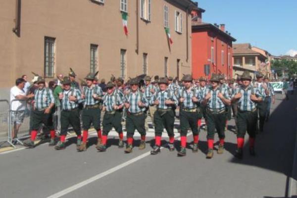 Il manifesto della prossima adunata alpina è nato a Prato Sesia