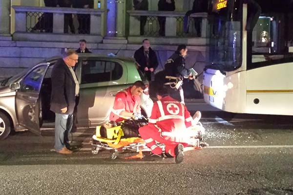 Un ferito in un incidente alla Barriera Albertina