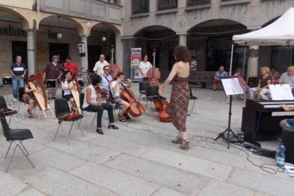 All’Istituto Pascoli di Gozzano nasce un’orchestra