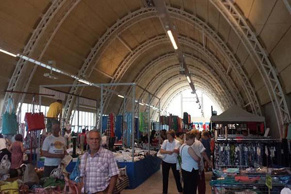 Aperture straordinarie dei mercati novaresi