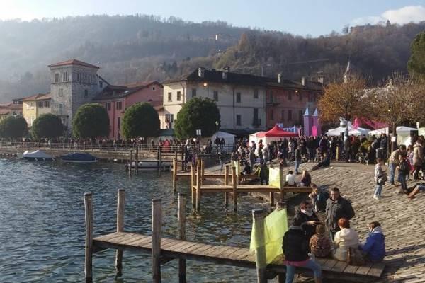 Foto, autografi, complimenti e critiche… Incantesimi a Pella non smette di far parlare