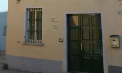 Resta incinta, lotta per tenere la bimba e, grazie a lei, si salva da un tumore all'ovaio
