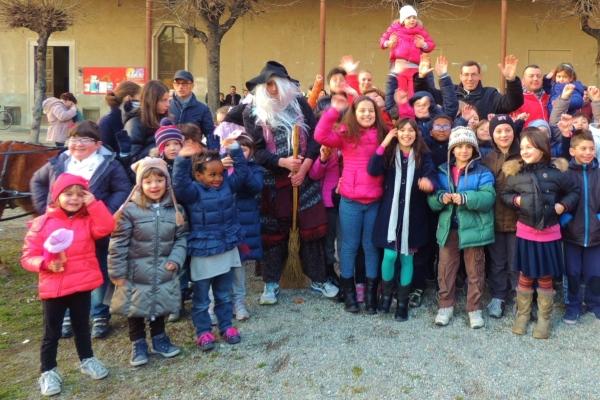 A Borgomanero la Befana vien di giorno