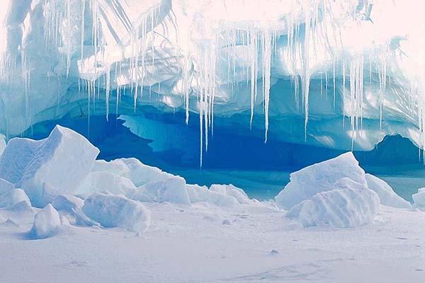 Ci aspetta un inizio settimana di freddo pungente