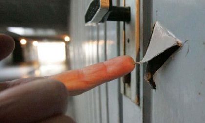 Una ventina di garage visitati dai ladri alla Bicocca