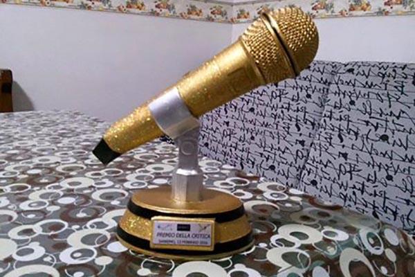 Cantanti novaresi a Sanremo: vinto il premio della critica “Il microfono d’oro”