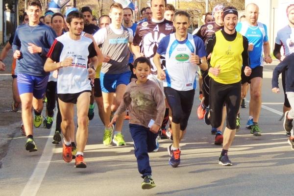 Più di 120 di corsa contro il fumo a Borgomanero