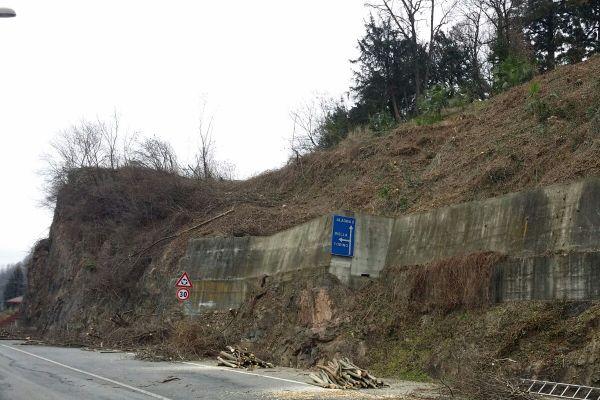 Romagnano Sesia, la “scogliera” su via Roma ora è in sicurezza