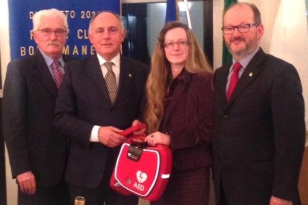 Altri due defibrillatori per Borgomanero e dintorni