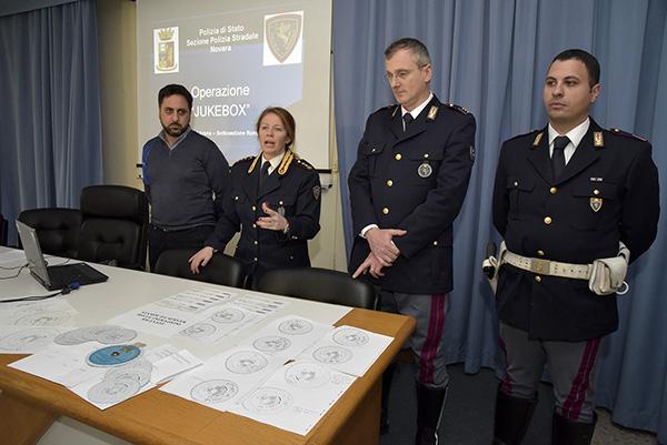 Autisti costretti al volante anche per 30 ore: 3 arresti e 7 denunce della Polizia stradale