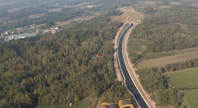 Chiusa per qualche ora la tangenziale della Bassa Valsesia