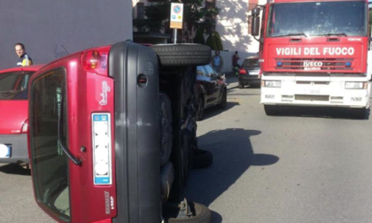 Due feriti in un incidente in via Zara