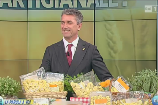 Fontaneto ambasciatore della pasta fresca industriale in tv