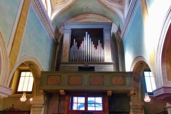 Torna a suonare l’organo centenario di Cureggio