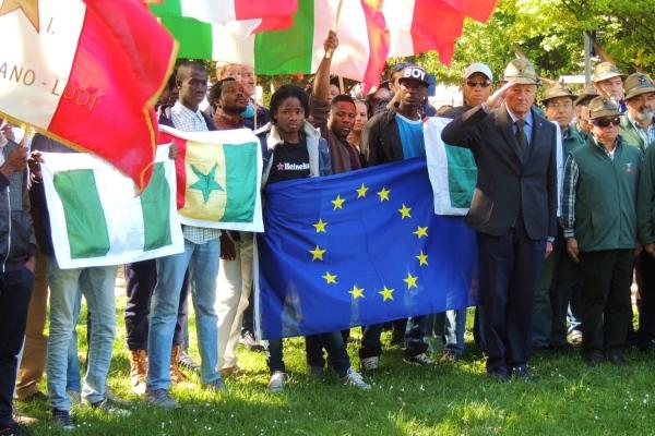 25 aprile multietnico e partecipato a Borgomanero