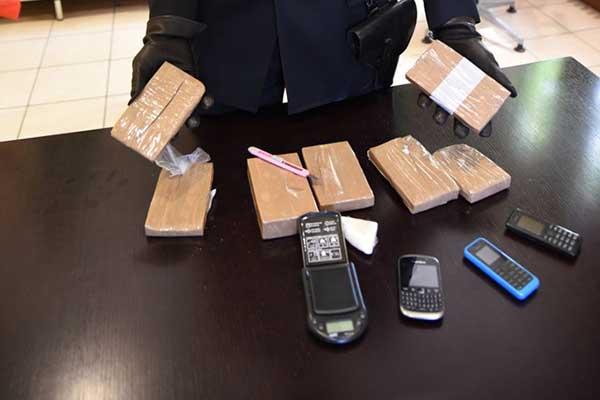 Arrestato pusher: aveva due chili di eroina con sé