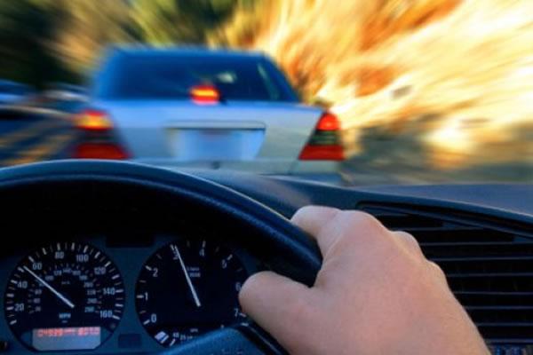 Incidente a Cureggio: giovane alla guida sotto effetto di droghe