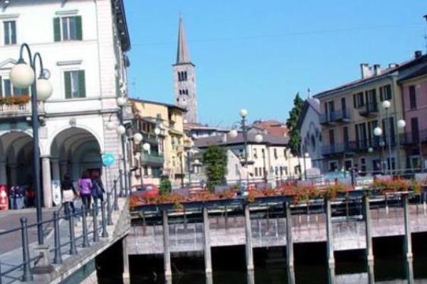 No alle bevande d’asporto in vetro