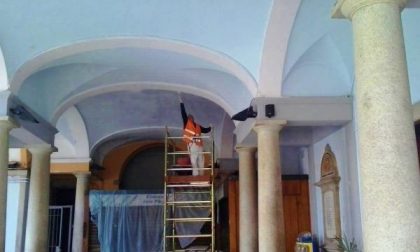 Portici danneggiati, lavori in centro a Borgomanero