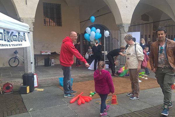 Una mostra, un libro, film e corsa benefica per One week for Angsa