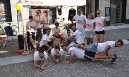 Associazioni in piazza a Borgomanero
