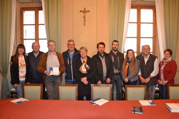 Borgomanero fa un omaggio all’Agogna