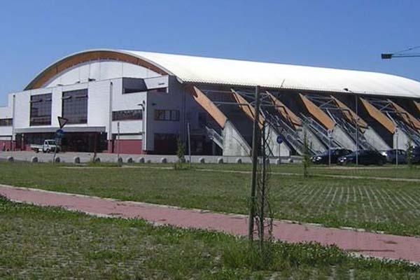 “Camminiamo insieme”: istituto comprensivo Bellini in festa al PalaIgor