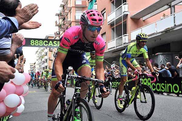 Il Giro d’Italia passa da Novara