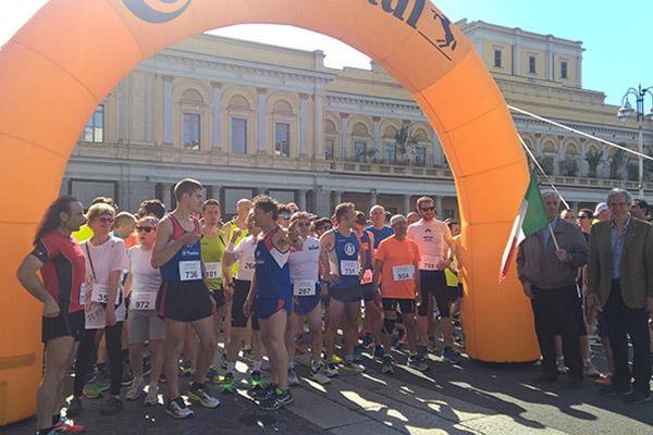 Oltre mille novaresi alla Caminada par Nuara per aiutare l’Angsa