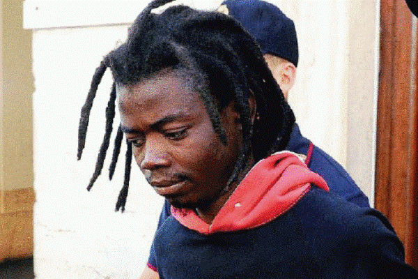 Seck condannato a 5 anni per violenza sessuale