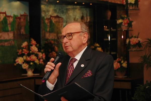 Storia e personaggi di Borgomanero in un libro, torna lo Zibaldone