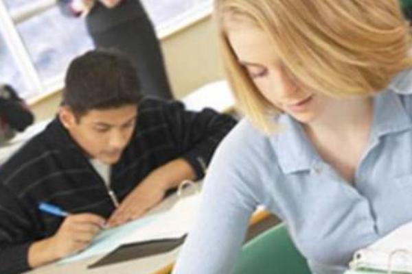 Studente dell’anno, il concorso è aperto anche alle medie