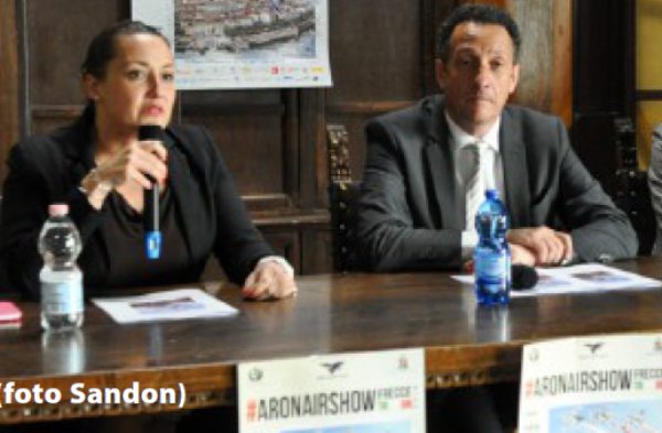 Airshow ad Arona con le Frecce Tricolori