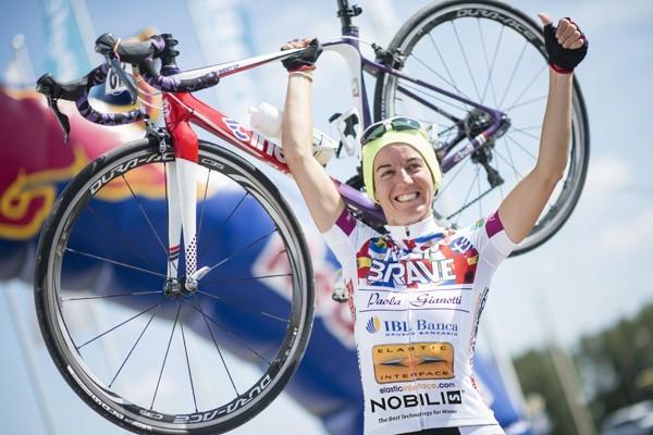 Attraversa 48 stati americani in 42 giorni, il Guinnes World Record è targato anche Suno