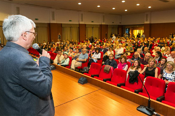 “Azzurro Valzer” incanta Novarello