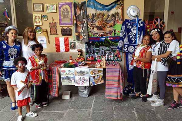 Il sud America novarese in festa per l’Ecuador (VIDEO)