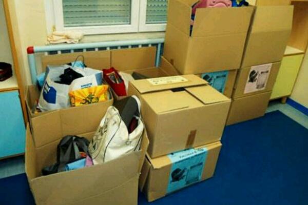 Raccolta di materiale scolastico