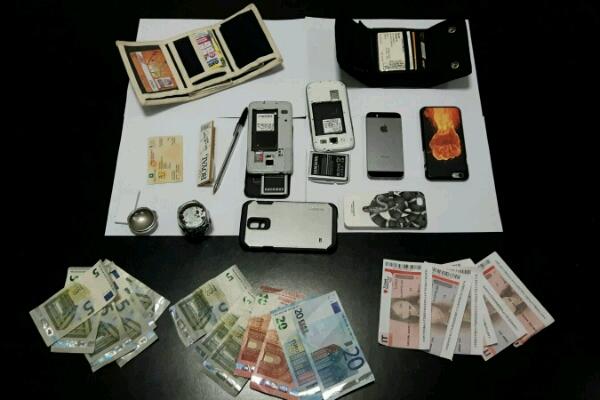 Ruba cellulari e soldi ai clienti di Ondaland, arrestato