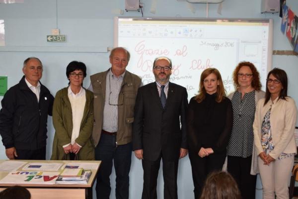 Scuola e tecnologia, anche a Maggiora arriva la lavagna touch-screen