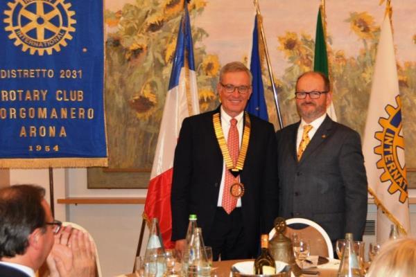 Tutine salva-vita per neonati, borse di studio e tanto sociale: un anno col Rotary