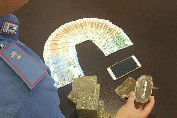 Arrestato 29enne per detenzione di droga ai fini di spaccio
