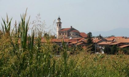 Cressa: pipì sullo stendardo del patrono, si cerca l'autore del gesto