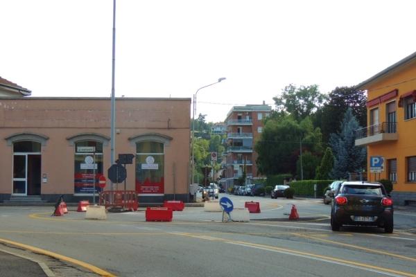 Già operativa la rotonda tra via Matteotti e via IV Novembre
