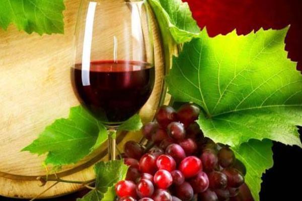 I viticoltori “tifano” per il gran caldo