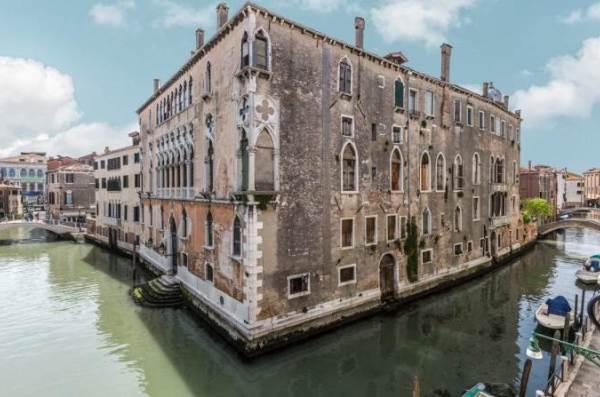 Impronta borgomanerese nel restauro di una residenza storica di Venezia