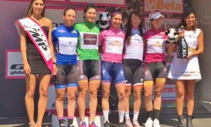 La mascotte del caseificio Palzola al Giro d'Italia femminile
