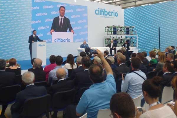 Matteo Renzi in visita nelle aziende del Cusio